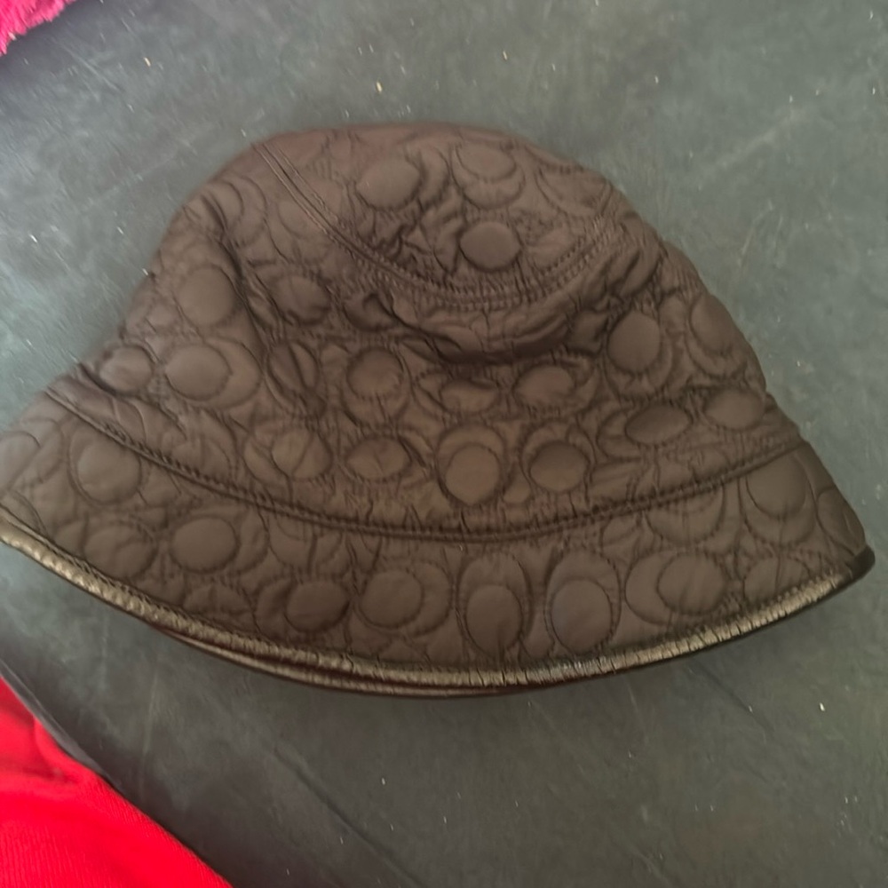 Adorable hat!